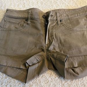 Uniqlo shorts